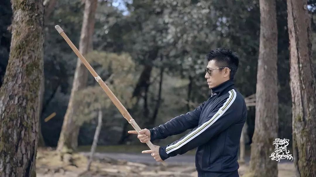 现在年轻人还看电视剧吗,现在的年轻人看网剧