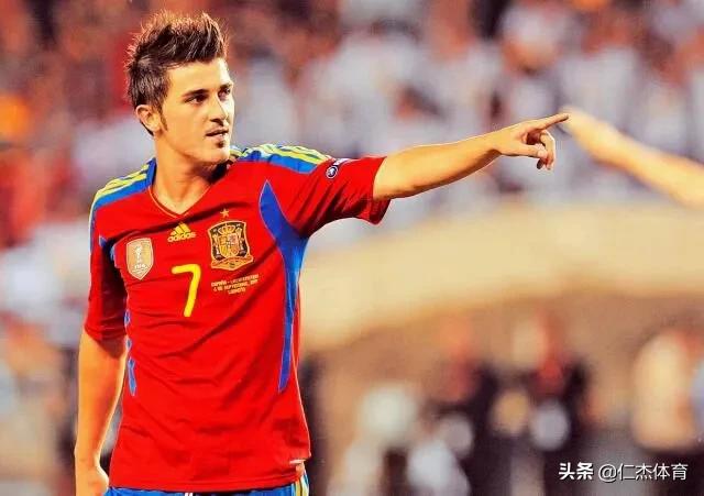 西班牙足球最伟大球星,世界足坛近十年十大最强球星