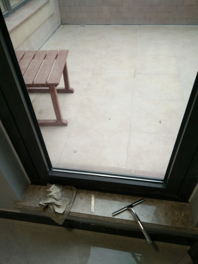 玻璃膜家用教程,家里玻璃贴隐私膜透光效果怎么样