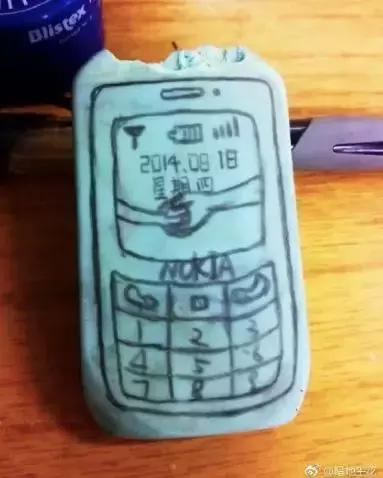 孩子上课不认真看哪个科,孩子上课不认真听玩橡皮