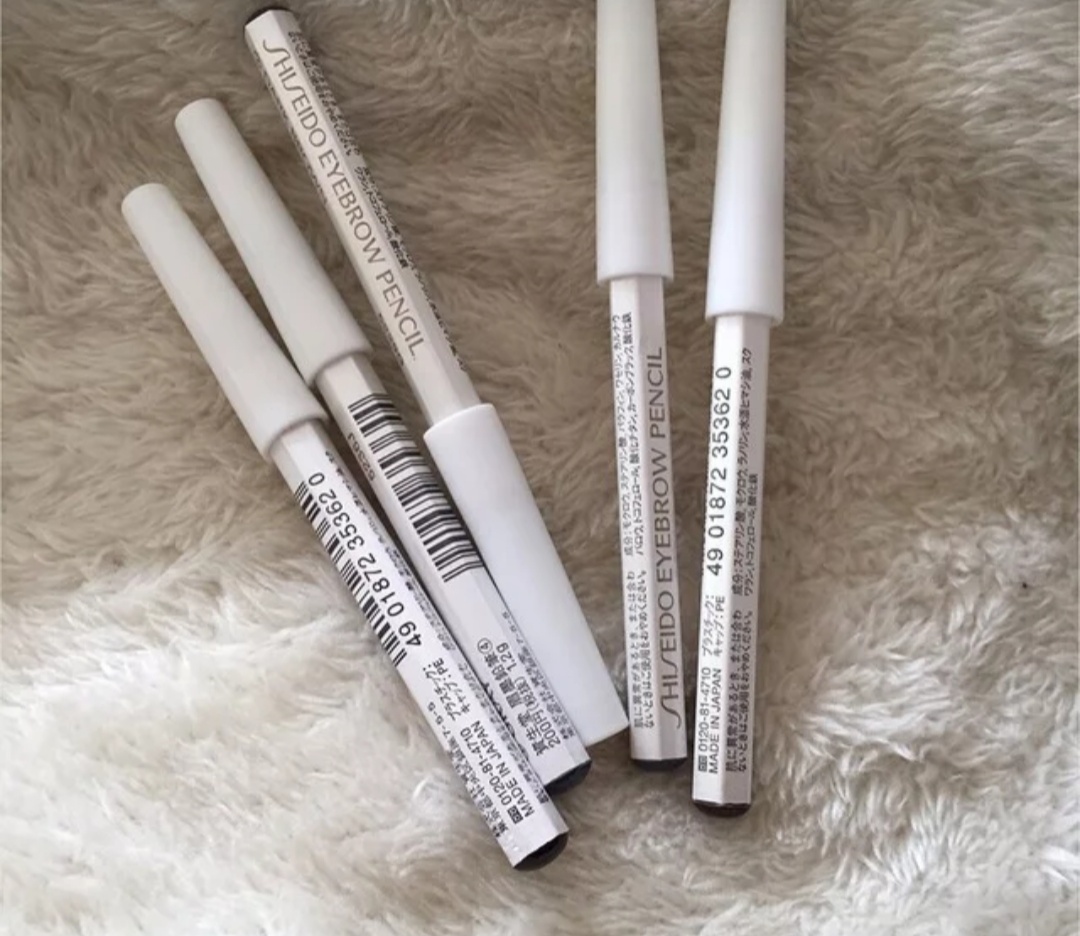 值得无限回购的平价眉笔，好用不贵，新手小白和彩妆控女神都喜欢