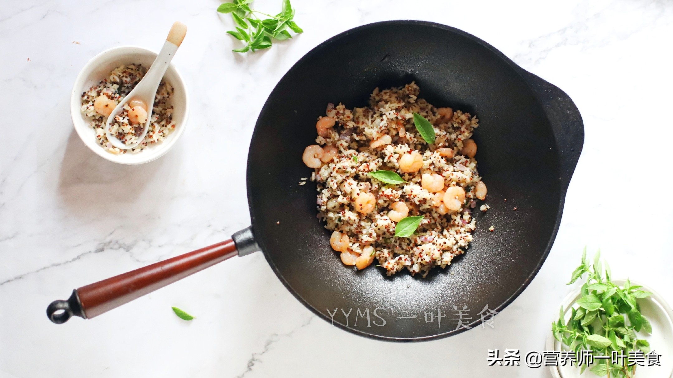 不粘平底煎铁锅开锅的正确方法,铁锅如何煎鱼不破皮视频