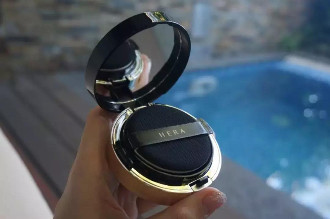 hera黑金气垫适合什么肤质,hera黑金气垫卡粉