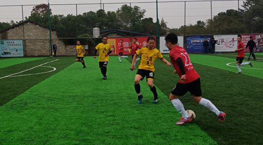 安化足球比赛,祝贺足球队夺冠