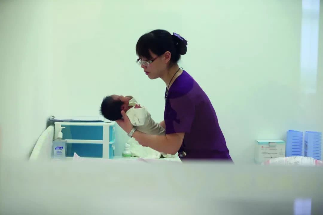 生育对个人来说是艰难的,生育中的痛苦有哪些