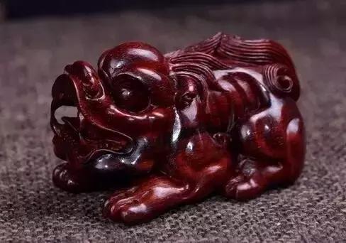 不同雕件的寓意是什么,翡翠雕件龙什么寓意