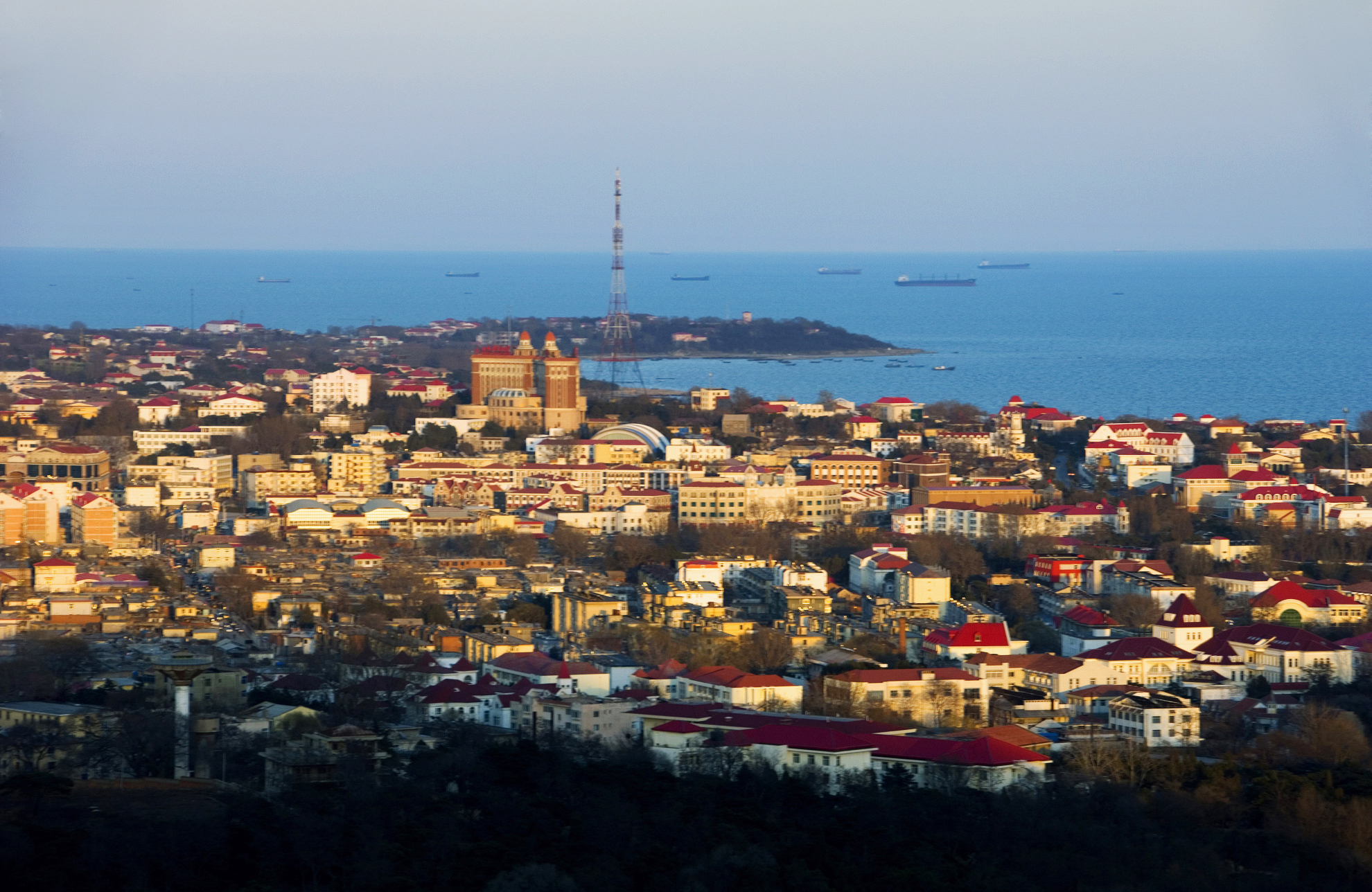 北戴河和秦皇岛哪个名气大,秦皇岛的名气有多大