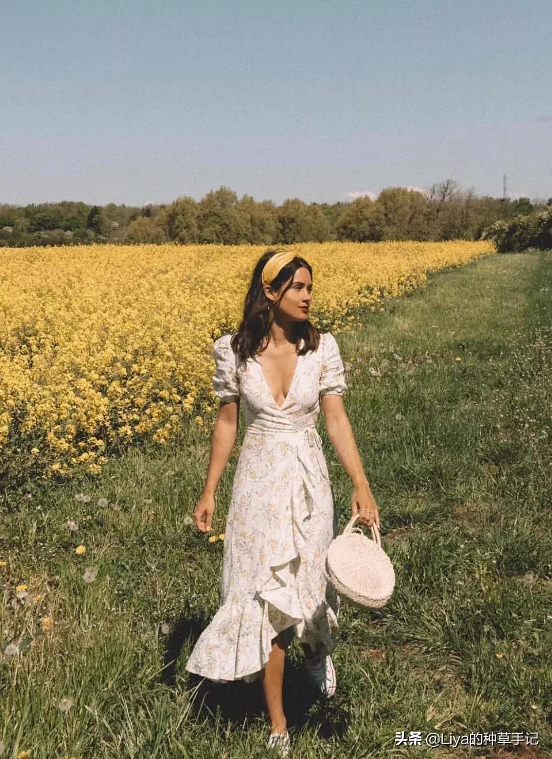 穿裙子这些雷区真的不要踩,穿裙子避开的五种最丑的鞋子