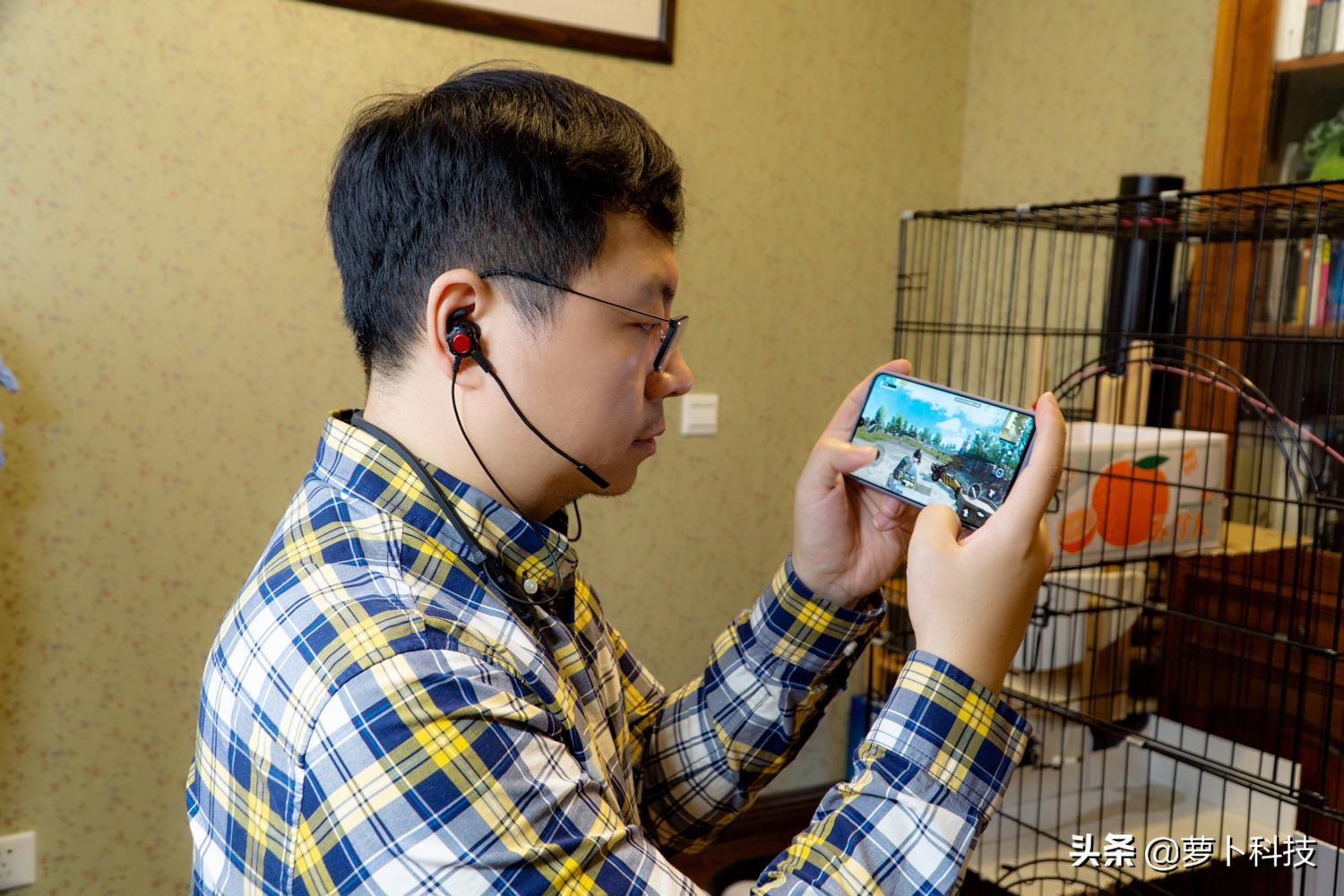 99元,靠听就能吃鸡?维迪声ES12电竞游戏蓝牙耳机体验