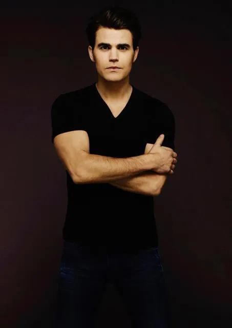 吸血鬼日记最烦人的角色,吸血鬼日记哪个角色最好