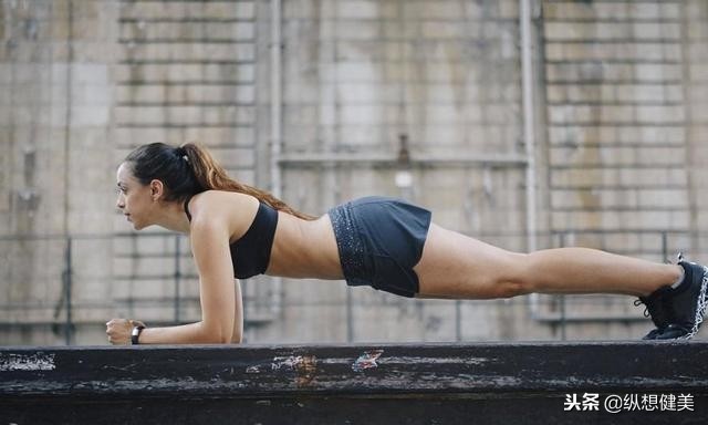 男士室内锻炼燃脂4个动作方法,男士燃脂四分钟八个动作