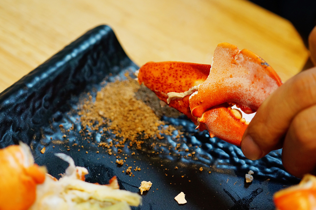 波士顿龙虾最高级的吃法,波士顿龙虾最新的吃法