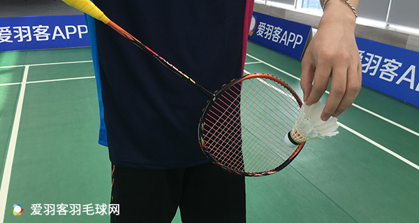 谌龙用过哪些羽毛球拍,谌龙用过什么球拍