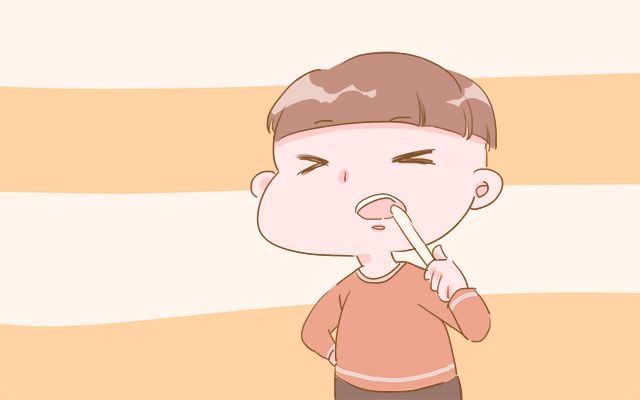 五个月宝宝吃奶时爱咬乳头,3个月宝宝吃奶咬乳头怎么回事