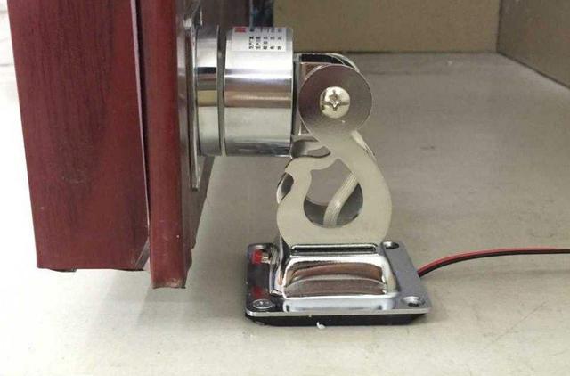 磁吸安装注意事项,吸油烟机装太低会有危害吗