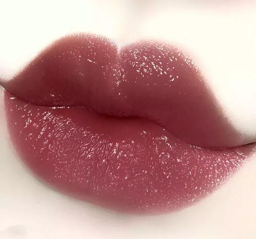 正确涂口红的视频,口红正确涂法不沾杯