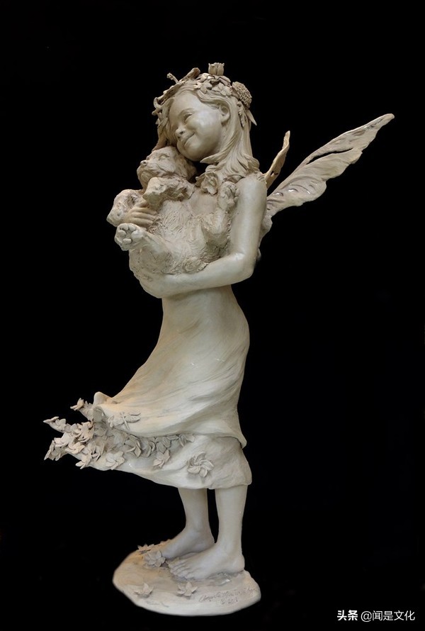 学赏画197：美女雕塑家米娅：灵感来自孩子们不断变化的个性