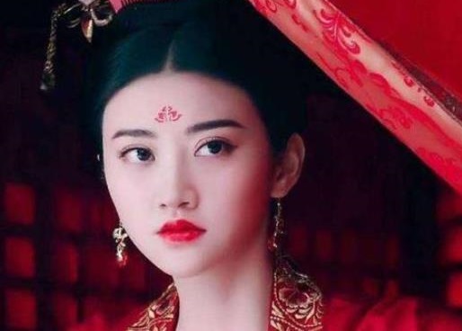 古人常说豆蔻是指女子多少岁,在中国古代文化中豆蔻指什么