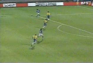 “地球人大战外星人”，黄蓝大战的巅峰对决，世界足坛的经典战役