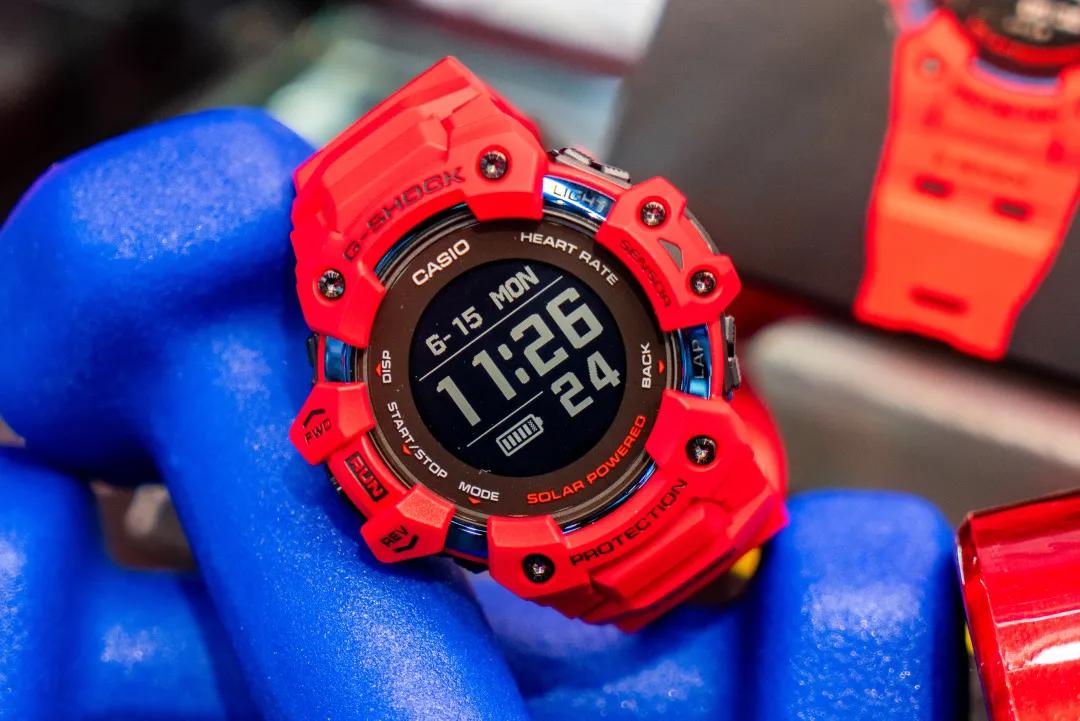 徐家汇绅士节|潮牌“惠”聚！低至5折！男神养成一步到位~