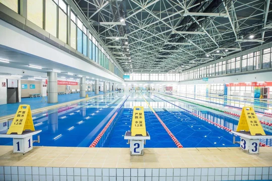 北京“花园式”大学：占地1000亩，3条地铁线直达，宿舍空调、无线网全覆盖！