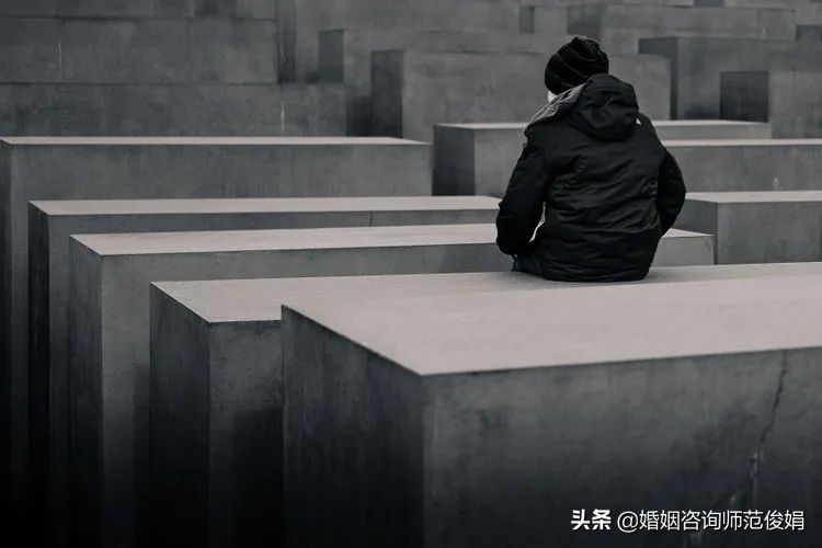 当你觉得婚姻没有安全感怎么办,婚姻中没有安全感总觉得对方出轨