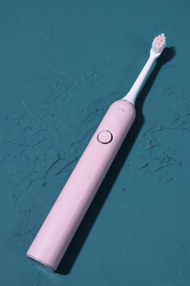 欧乐b电动牙刷和飞利浦哪个好,欧乐b和飞利浦哪个电动牙刷好