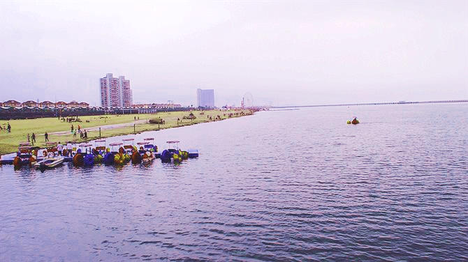 上海金山区有没有免费的沙滩,上海金山沙滩