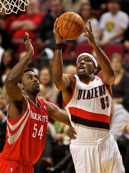 冷门的球星球衣,阿泰湖人球衣号码