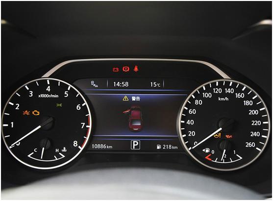 日产西玛豪华版至尊版内饰区别,日产西玛这车怎么样