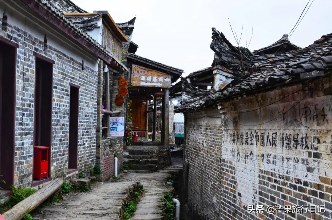 探秘山村古宅视频,广东千年古村落无人村