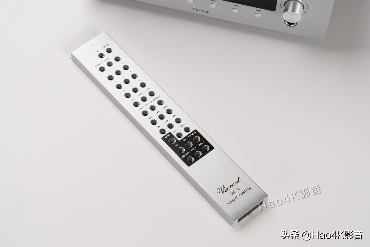 CD-200真空管复古CD唱片：声音饱满，音质丰厚