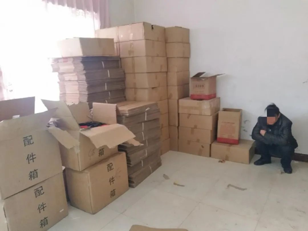 理疗床315打假视频,315打假直播工作人员现场观看