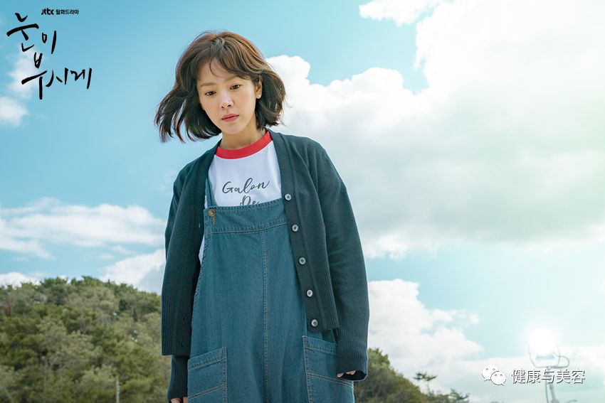 闪耀的她27-32,耀眼20岁护肤