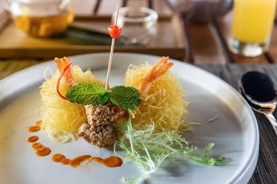 黄果树柏联温泉酒店是几星级酒店,黄果树柏联酒店在景区内怎么进去