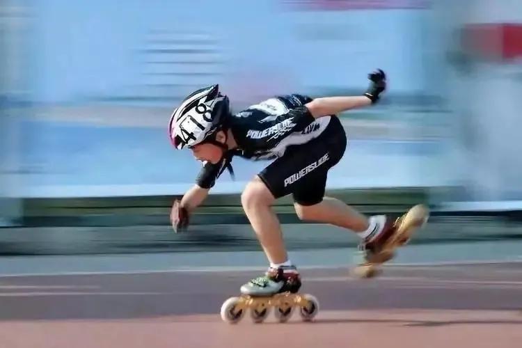 中国十大轮滑项目,轮滑项目分为几种