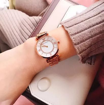 三八女神节愿天下女人芳华自在,三八妇女节愿你芳华常在笑靥如花