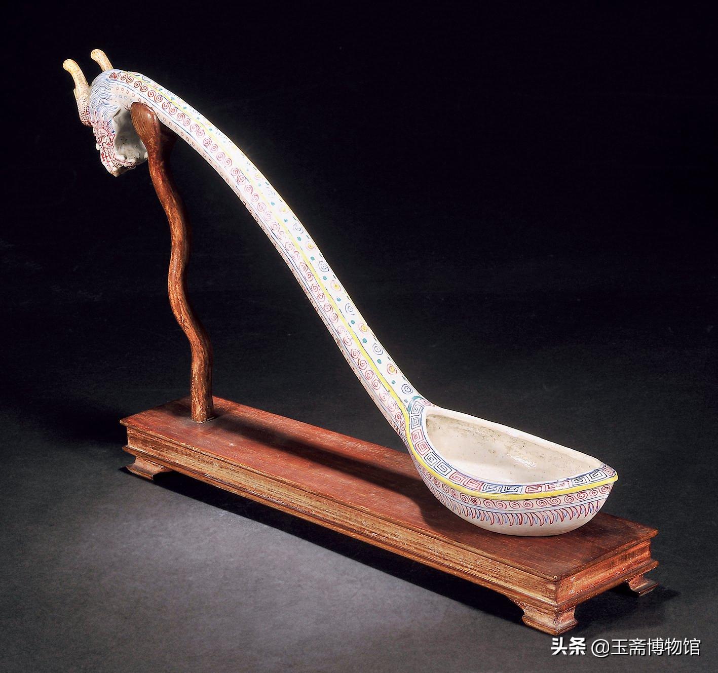 小小的汤勺，可以换一套房，最高拍卖价竟然高达207万