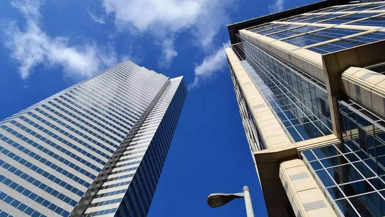 商铺能买不,40岁以上商铺能买吗