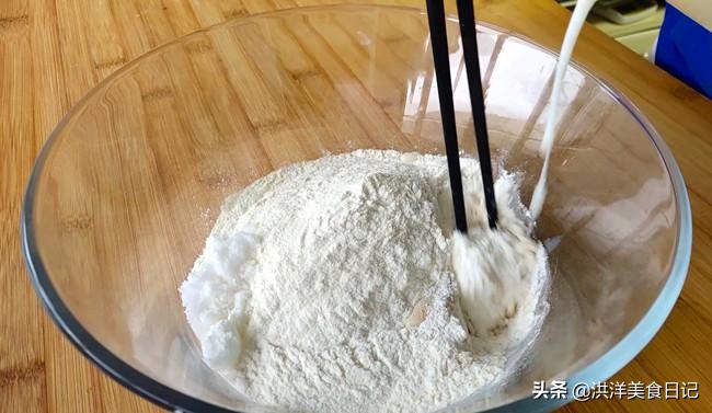 家庭版披萨的做法用什么面粉,简单一招学会披萨基础做法