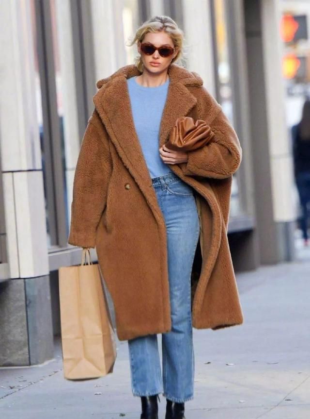 驼色大衣配色法则教你穿出高级感,暖驼色搭驼色大衣好看吗