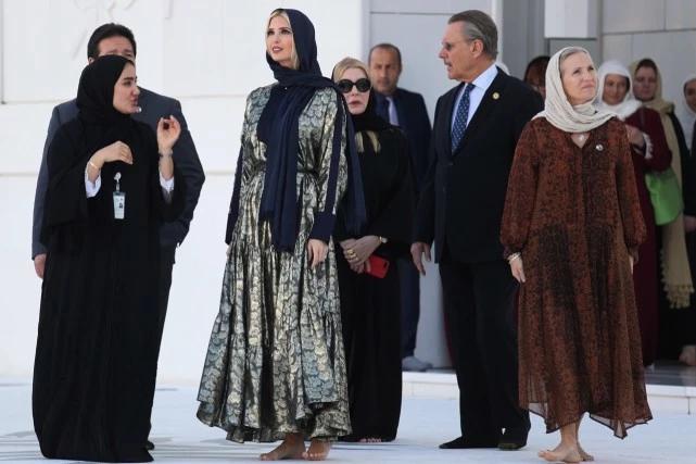 伊万卡访问埃及,伊万卡戴头巾