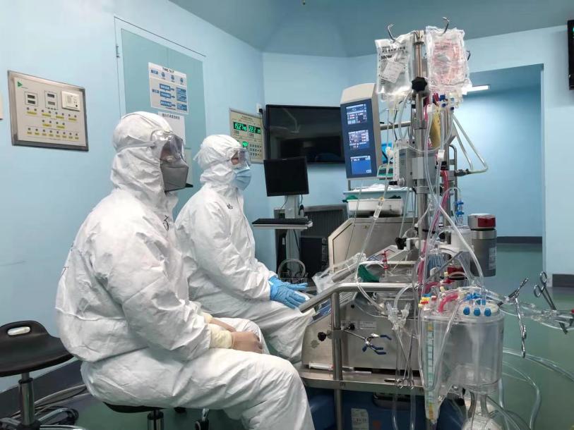 再次救治急性主动脉夹层取得成功,心外科专家突发主动脉夹层做手术