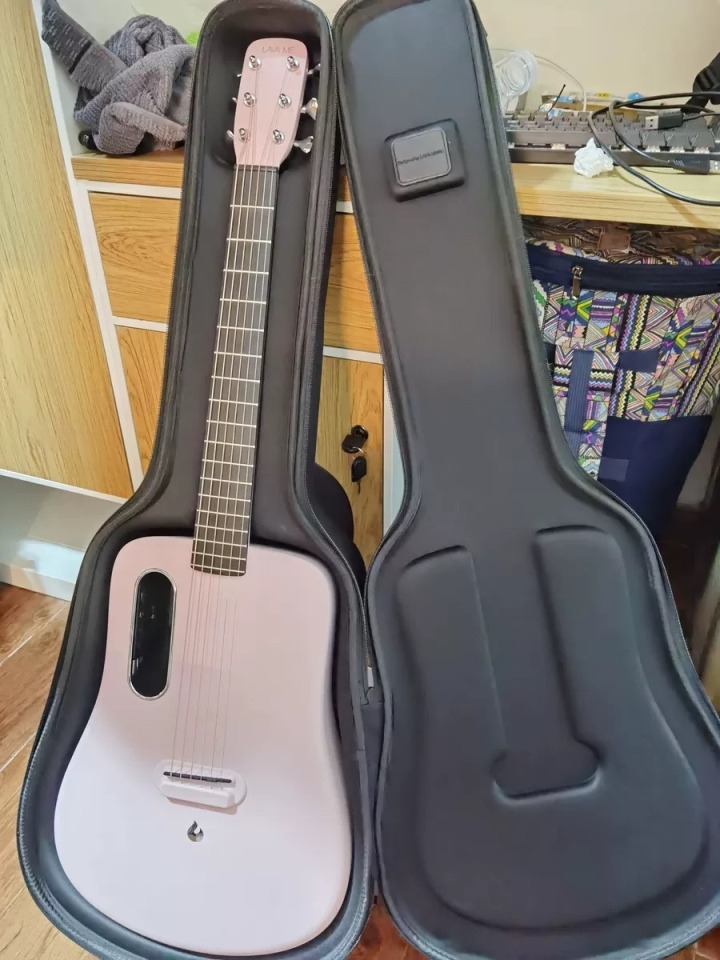 一个没钱的吉他爱好者聊聊他弹过的十几把吉他