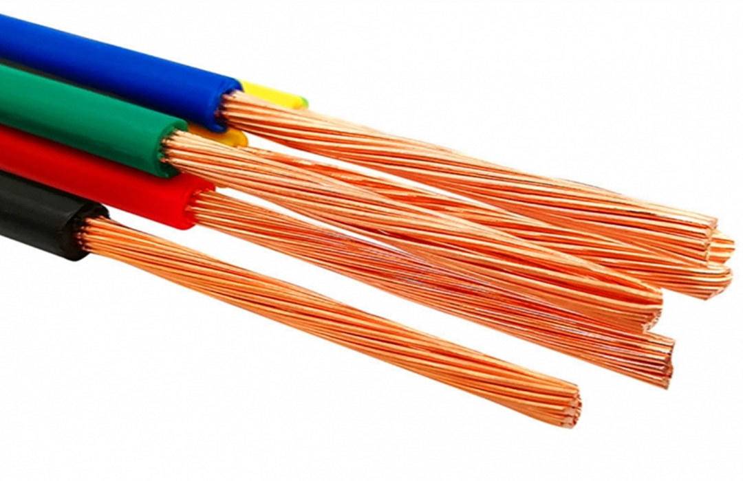 电线中的电流是电子在流动吗,电流走电线表面