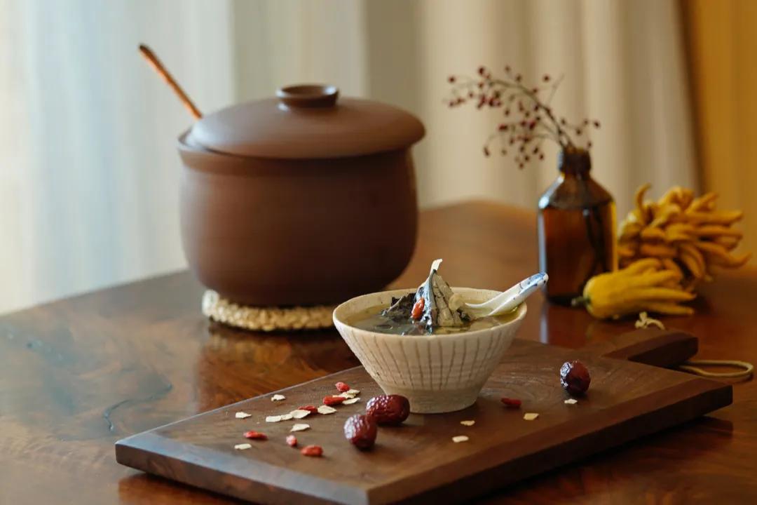 气血不足可以煮什么喝,气血不足药材鸡汤要喝多久效果好