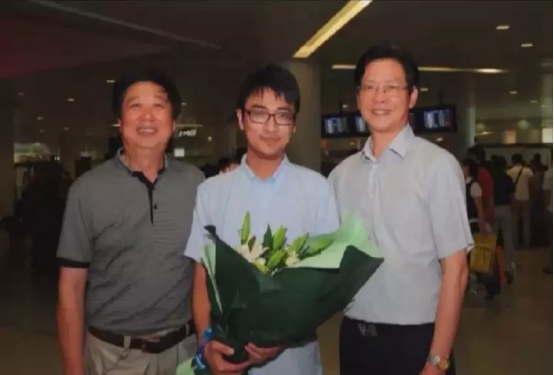 史无前例的满分世界冠军，信奥传奇，是怎样成功的