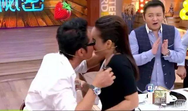 强吻、揩油、扒衣服?刘亦菲、赵丽颖都难逃“咸猪手”