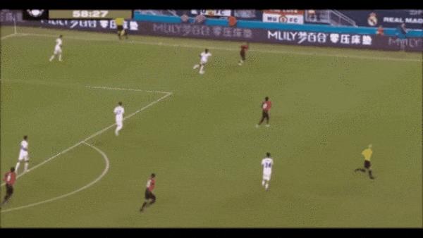 维尼修斯学内马尔彩虹过人羞辱对手，谁知失败反出丑！