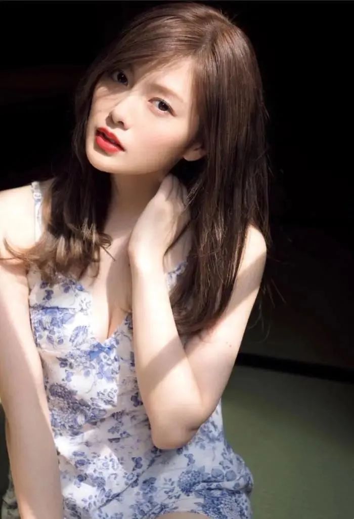 日本最美女人石原里美,广濑丝丝和石原里美